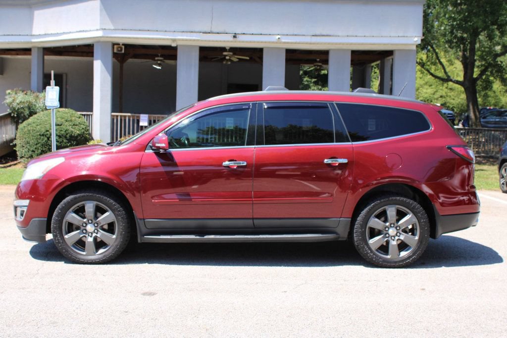 Used 2017 Chevrolet Traverse LT AWD/4WD image 4