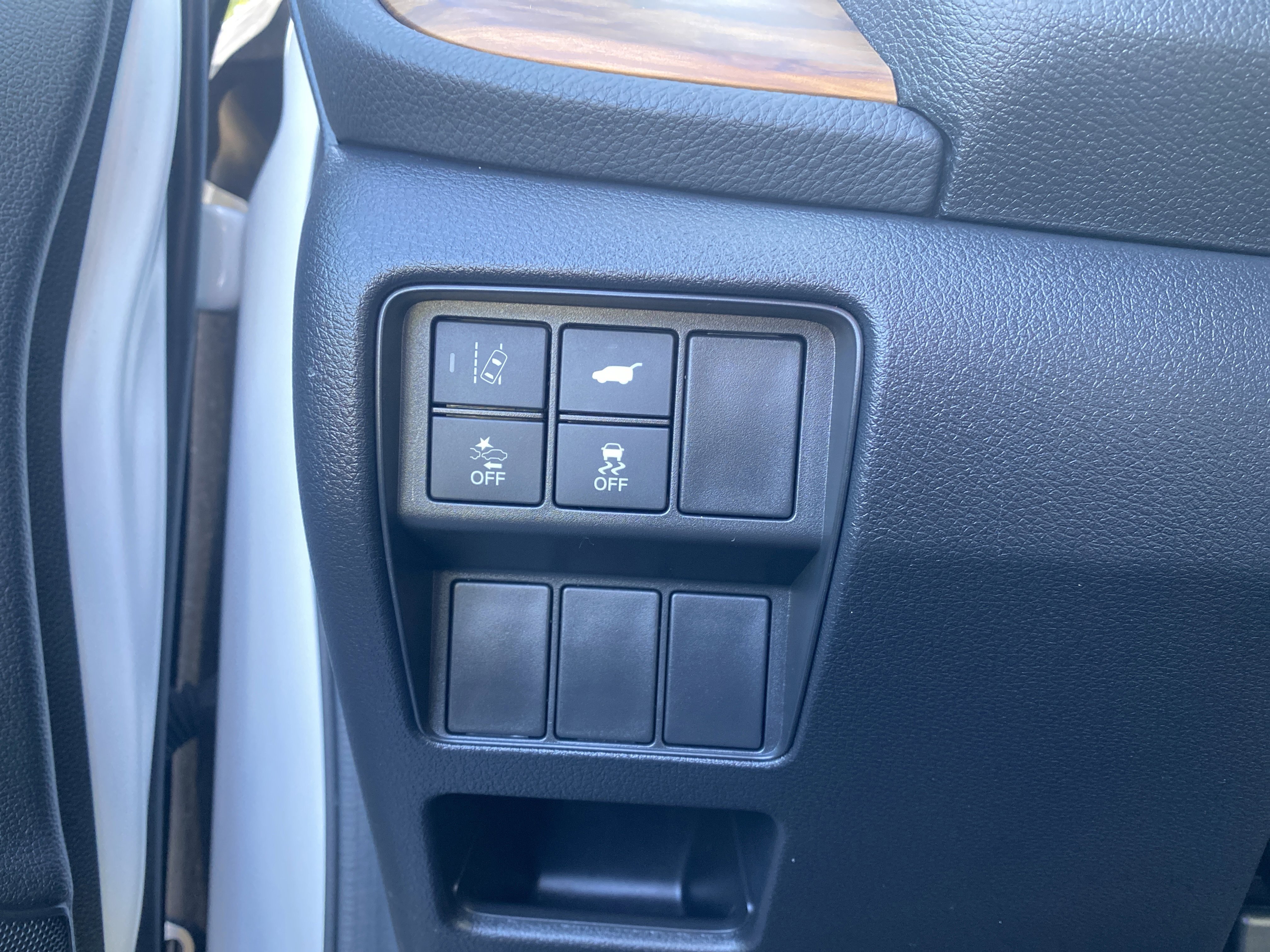 Used 2020 Honda CR-V EX-L image 16