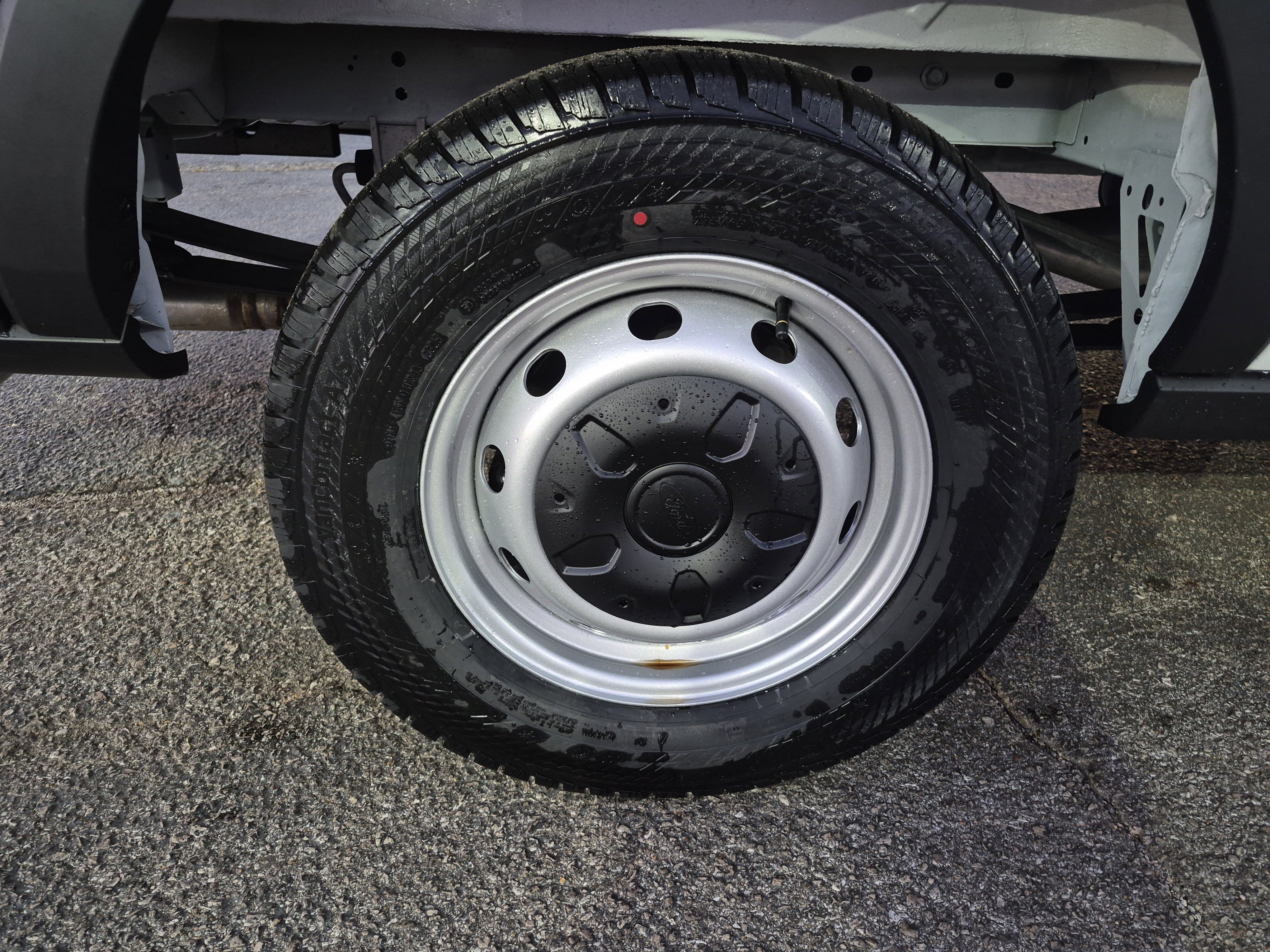 New 2026 Ford Transit 250 148 Medium Roof w/ Load Area Protection Package image 7