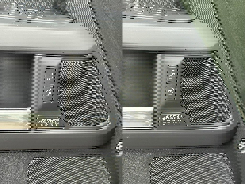 New 2026 Land Rover Defender 110 X-Dynamic SE image 16