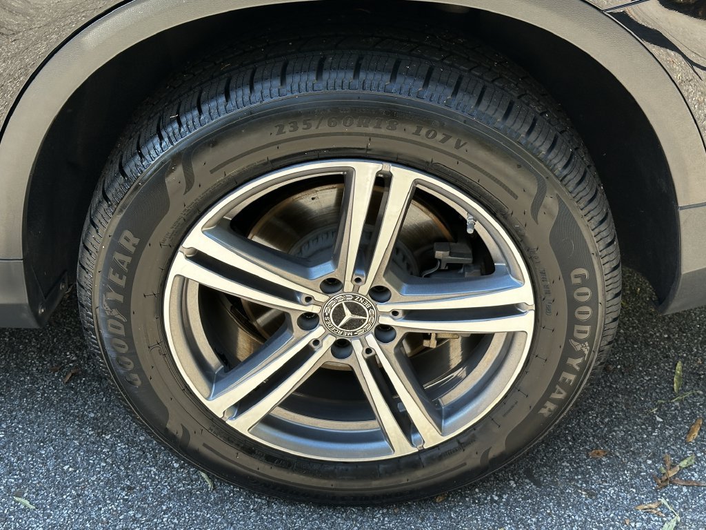 Certified 2022 Mercedes-Benz GLC 300 image 23