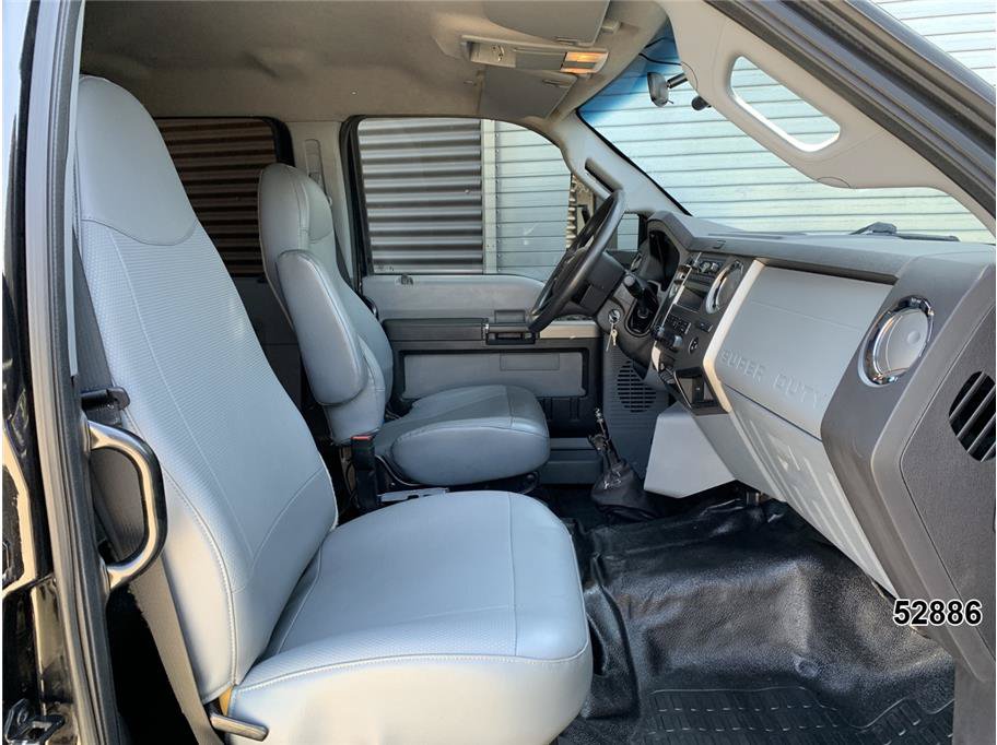 Used 2022 Ford F750 2WD Crew Cab Super Duty image 23