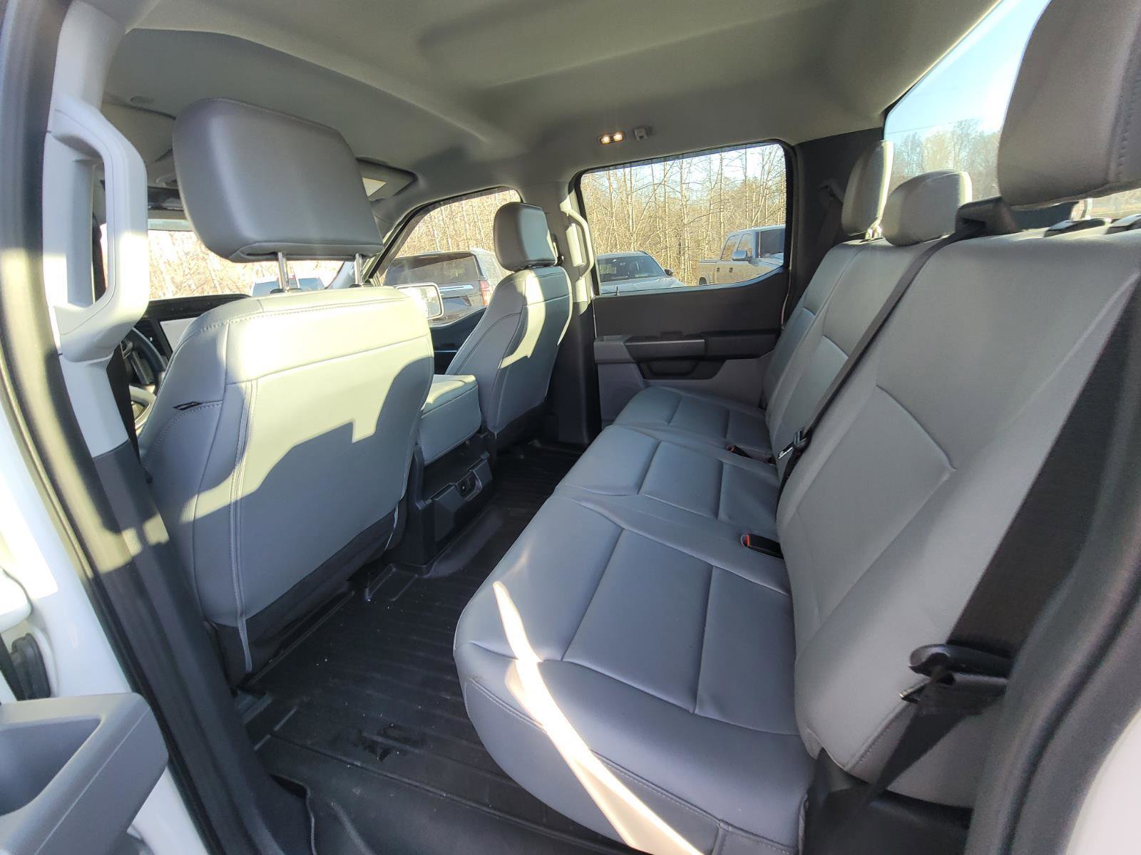 Used 2024 Ford F150 XL w/ Tow/Haul Package image 10