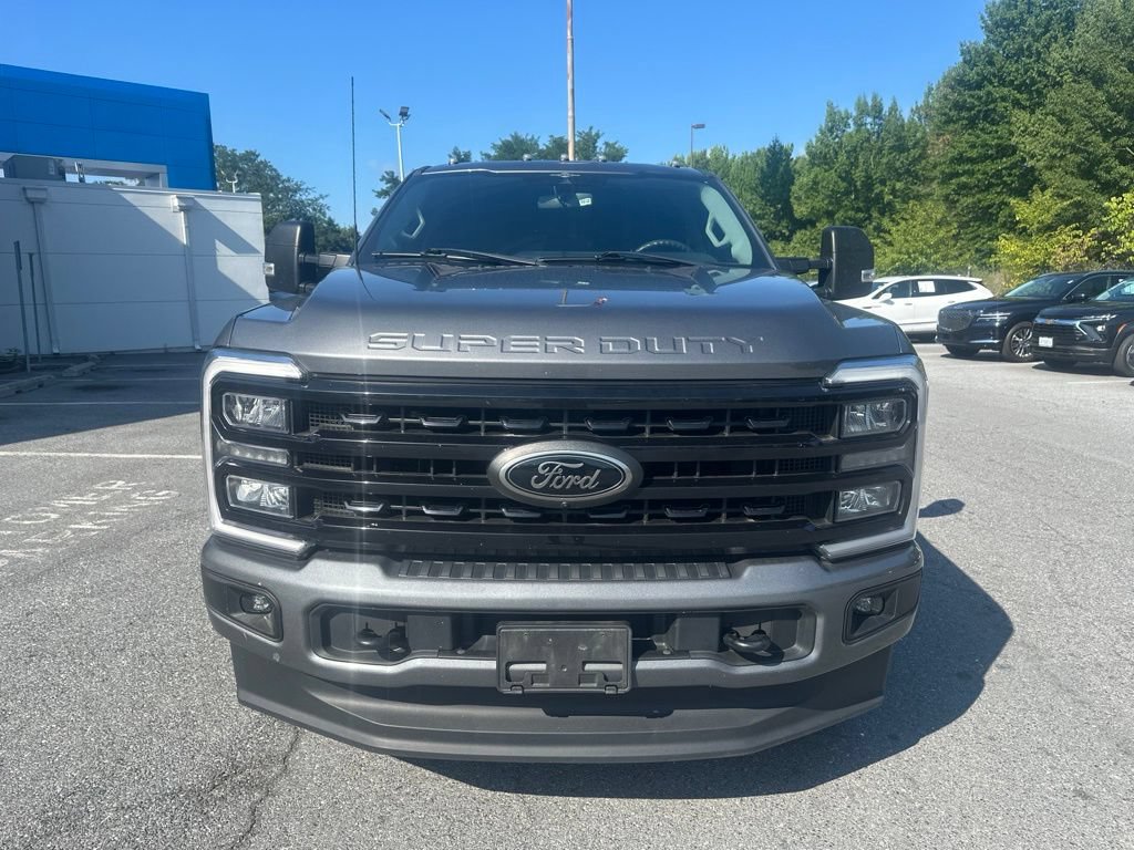 Used 2023 Ford F250 XLT w/ Black Appearance Package AWD/4WD image 2
