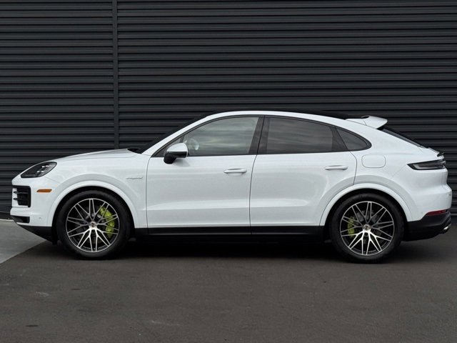 New 2026 Porsche Cayenne E-Hybrid Coupe image 2