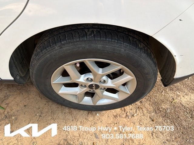 Certified 2024 Kia Soul LX w/ Option Group 015 FWD image 6