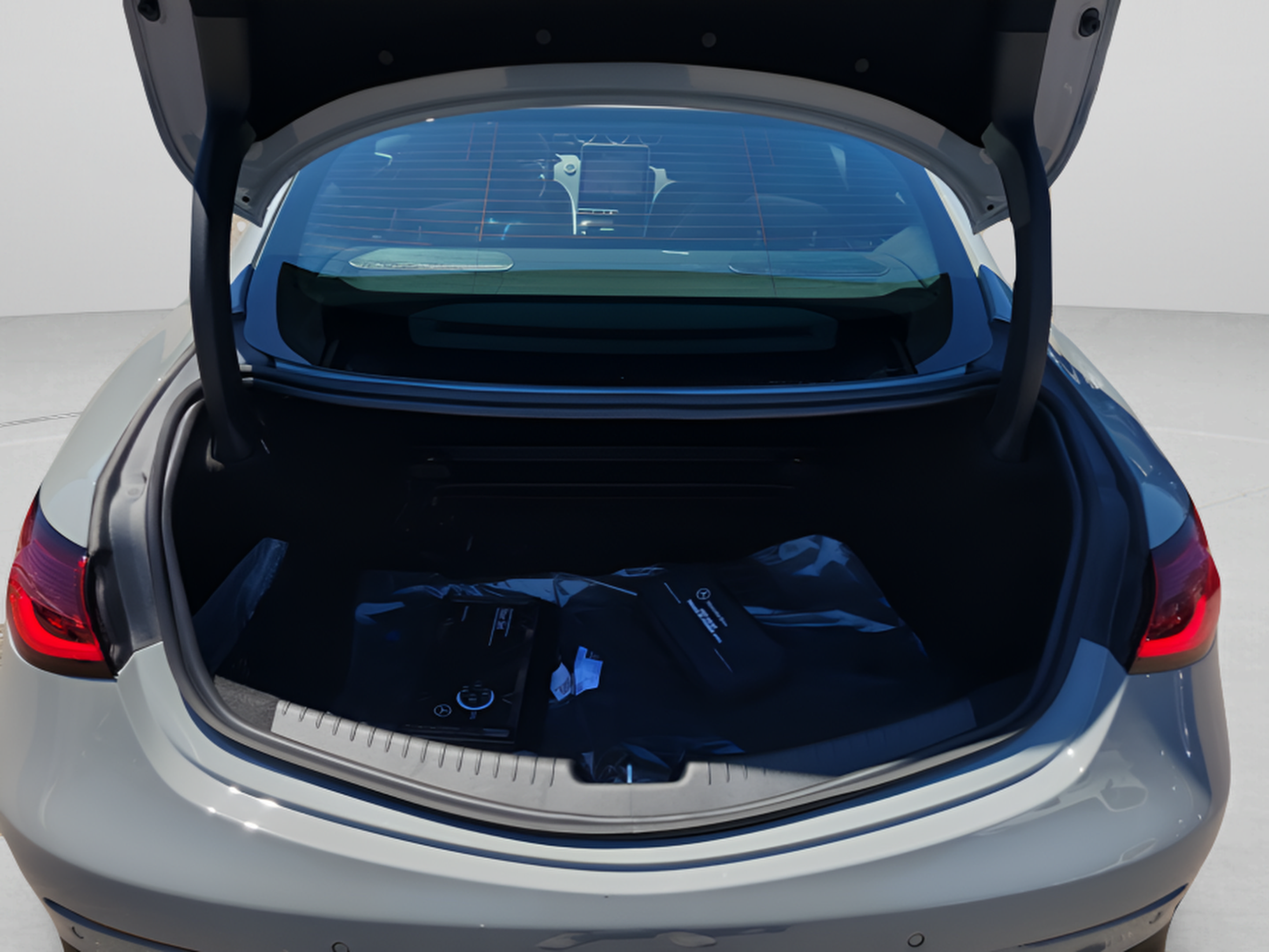 New 2026 Mercedes-Benz CLE 450 4MATIC Coupe image 5