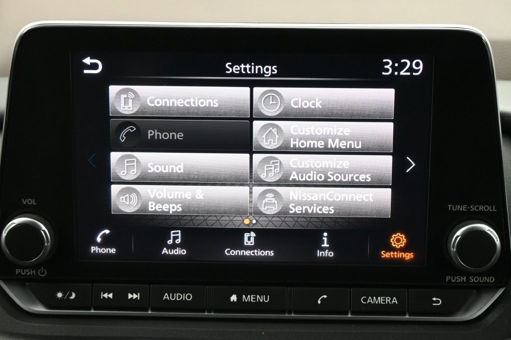 Used 2023 Nissan Rogue SV w/ SV Premium B Package FWD image 9
