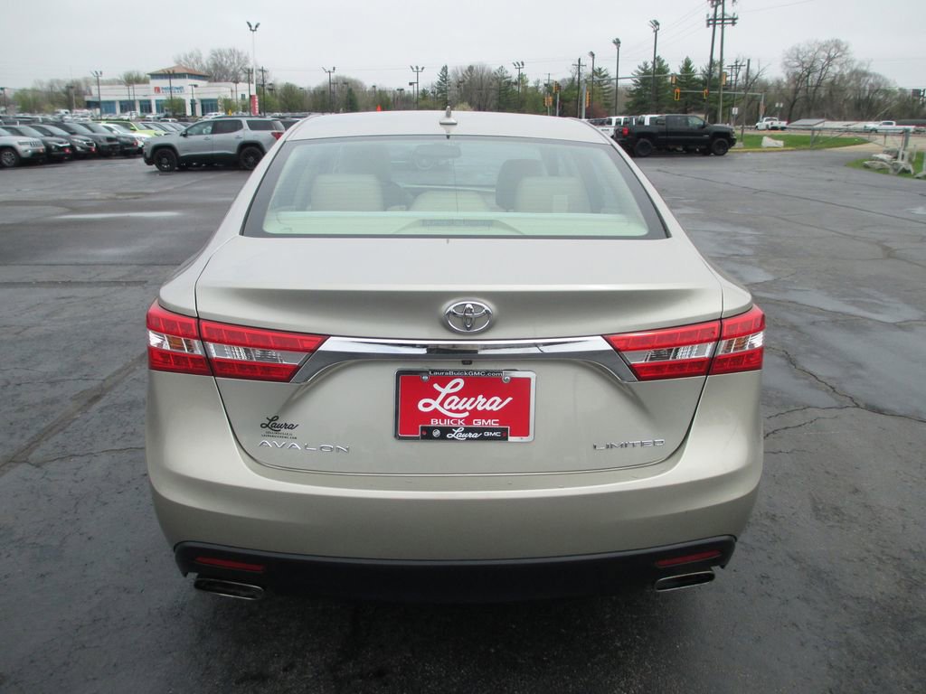 Used 2014 Toyota Avalon Limited w/ Technology Package image 5