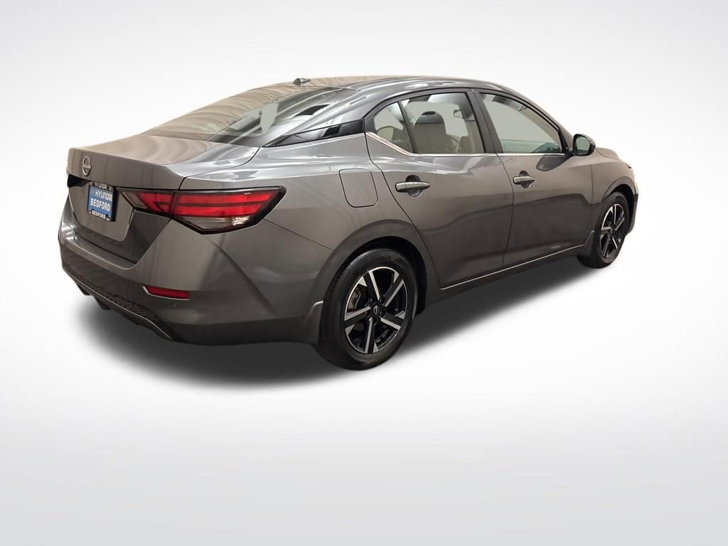 Used 2025 Nissan Sentra SV w/ All-Weather Package FWD image 5