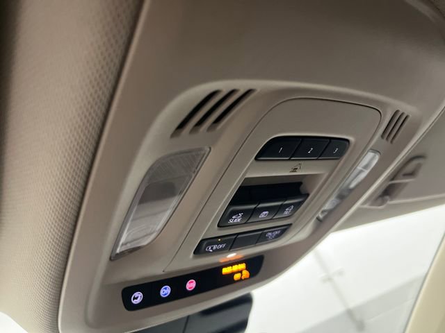 Used 2023 Buick Envision Avenir image 21