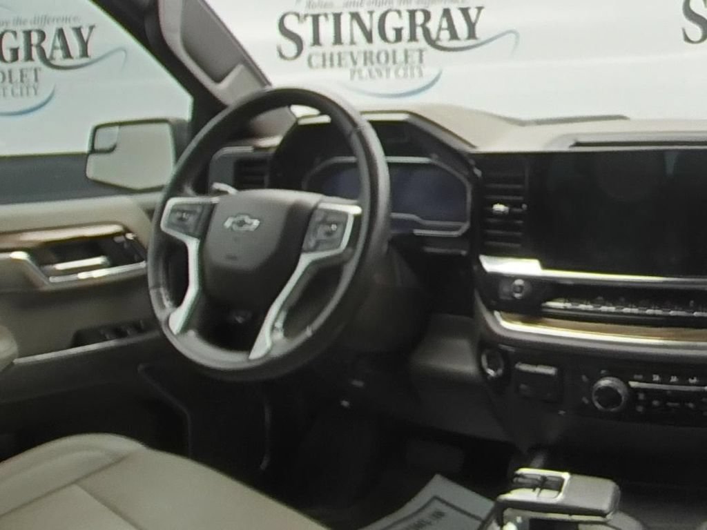 Certified 2024 Chevrolet Silverado 1500 LT Trail Boss w/ Convenience Package II AWD/4WD image 16