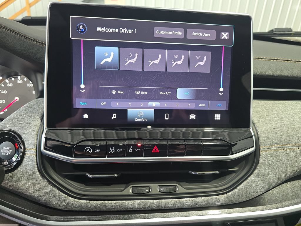 New 2026 Jeep Compass Latitude AWD/4WD image 20