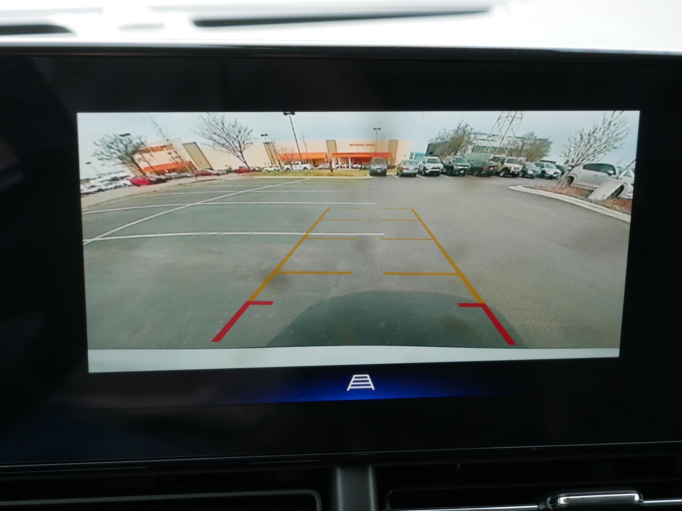 Used 2025 Chevrolet Trax ACTIV w/ Driver Confidence Package FWD image 27