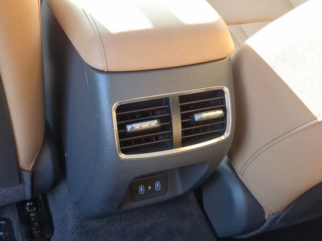 Used 2025 Hyundai Sonata Limited FWD image 18