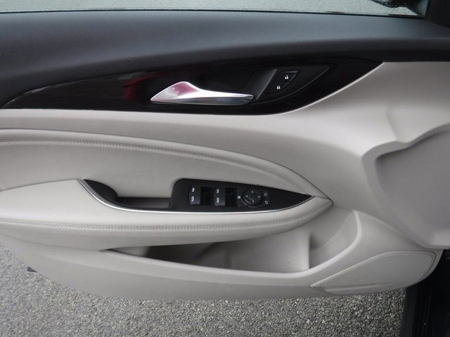 Used 2019 Buick Regal Preferred image 13