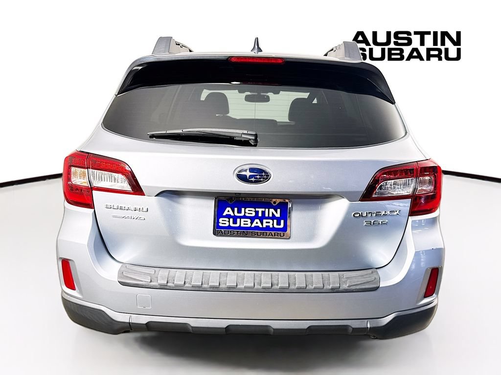 Used 2016 Subaru Outback 3.6R Limited AWD/4WD image 6