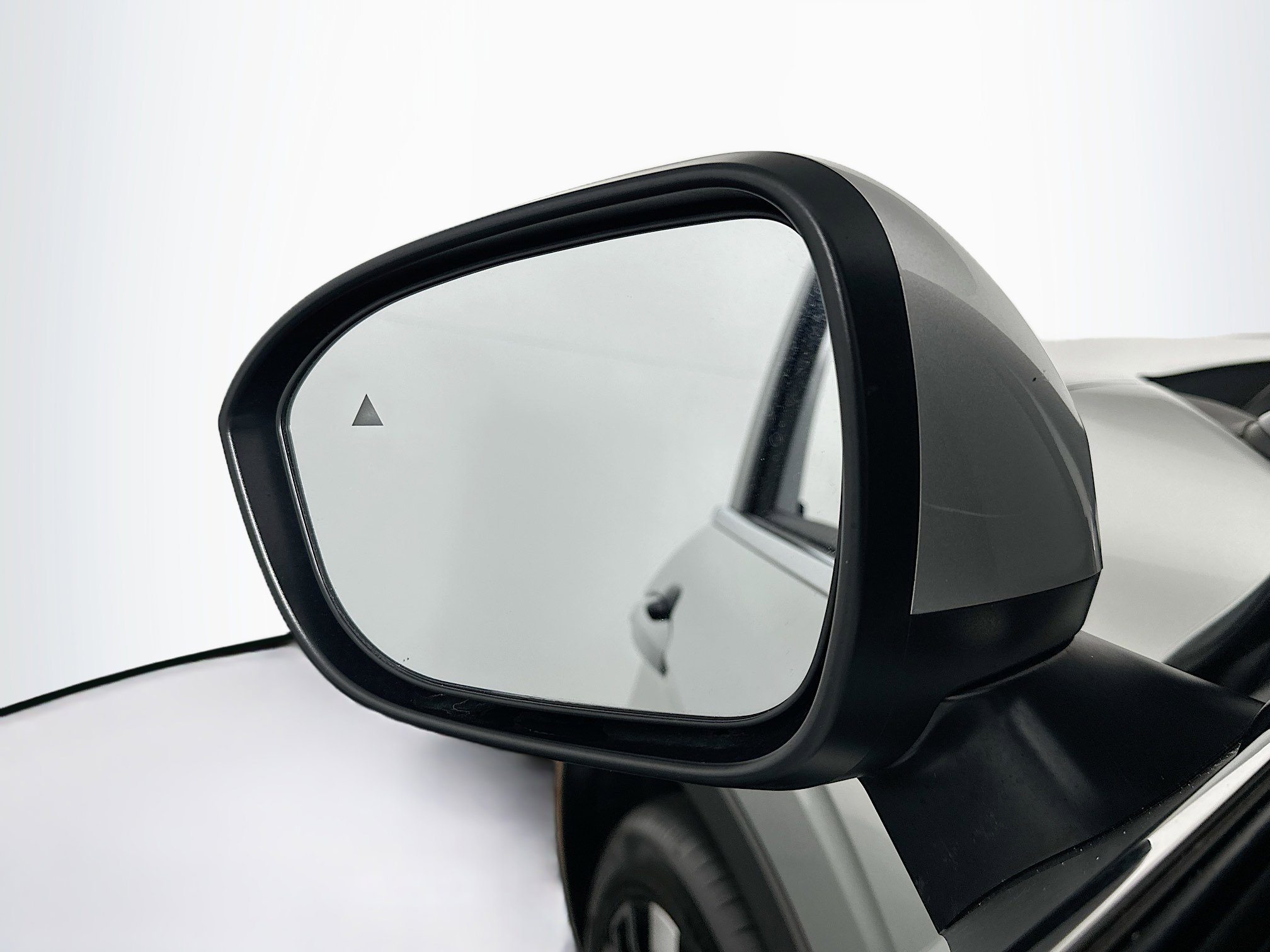 Used 2025 Mitsubishi Outlander SE image 16