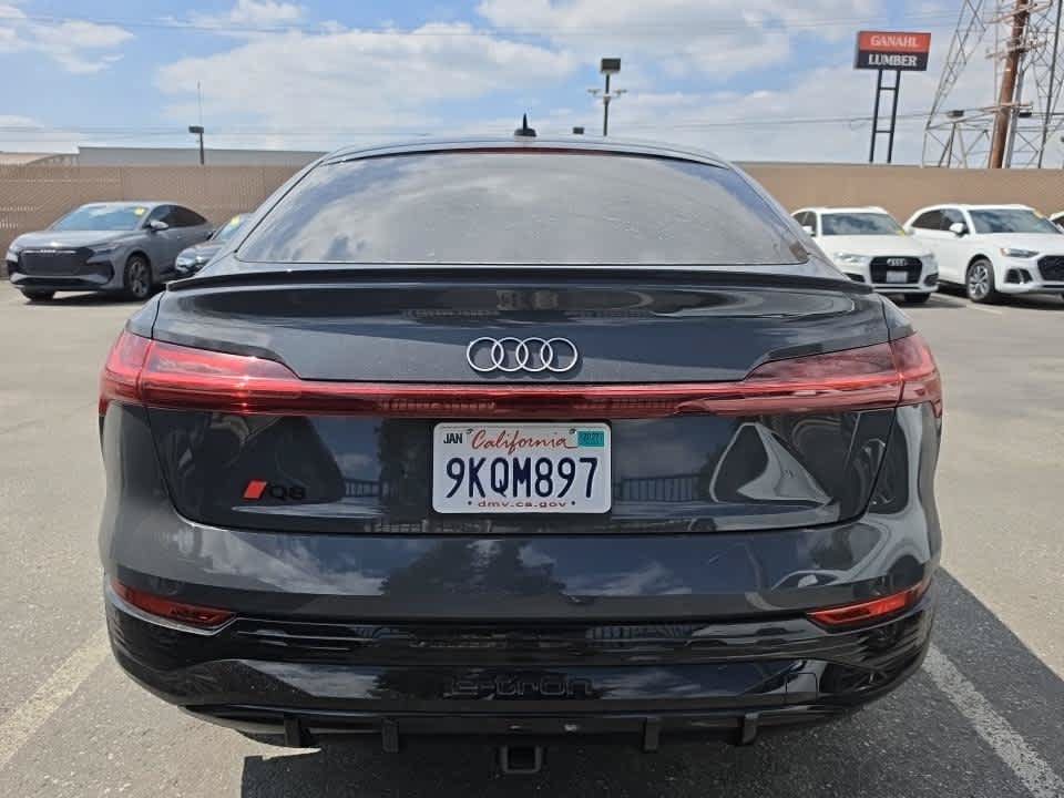 Used 2024 Audi Q8 e-tron Premium Plus AWD/4WD image 6