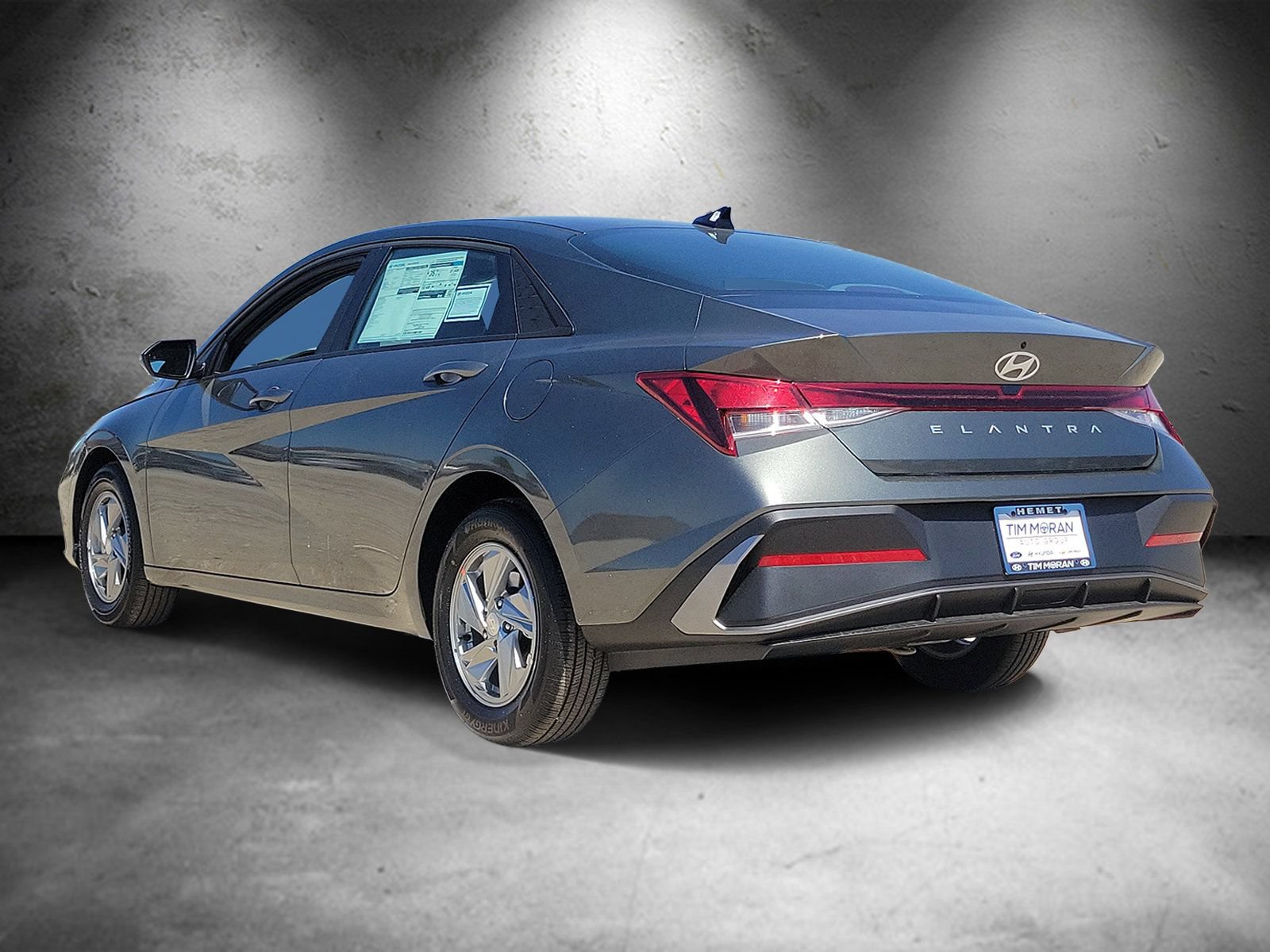 New 2026 Hyundai Elantra SE FWD image 4