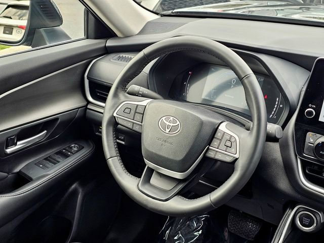 Used 2025 Toyota Grand Highlander AWD image 30
