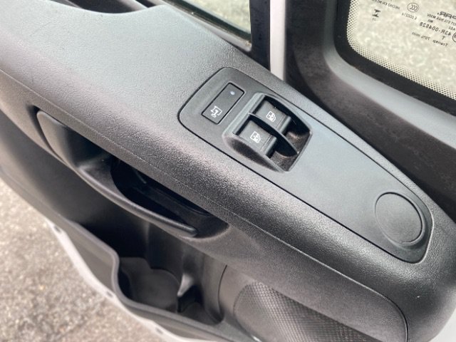 Used 2025 RAM ProMaster 2500 FWD image 17