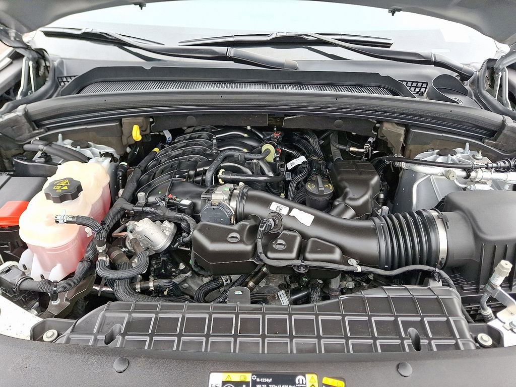 Used 2022 Jeep Grand Cherokee L Laredo w/ Luxury Tech Group I image 28