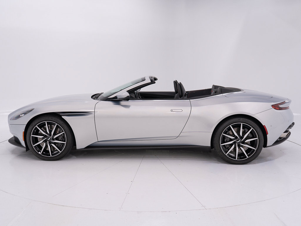 Used 2020 Aston Martin DB11 Volante RWD image 2
