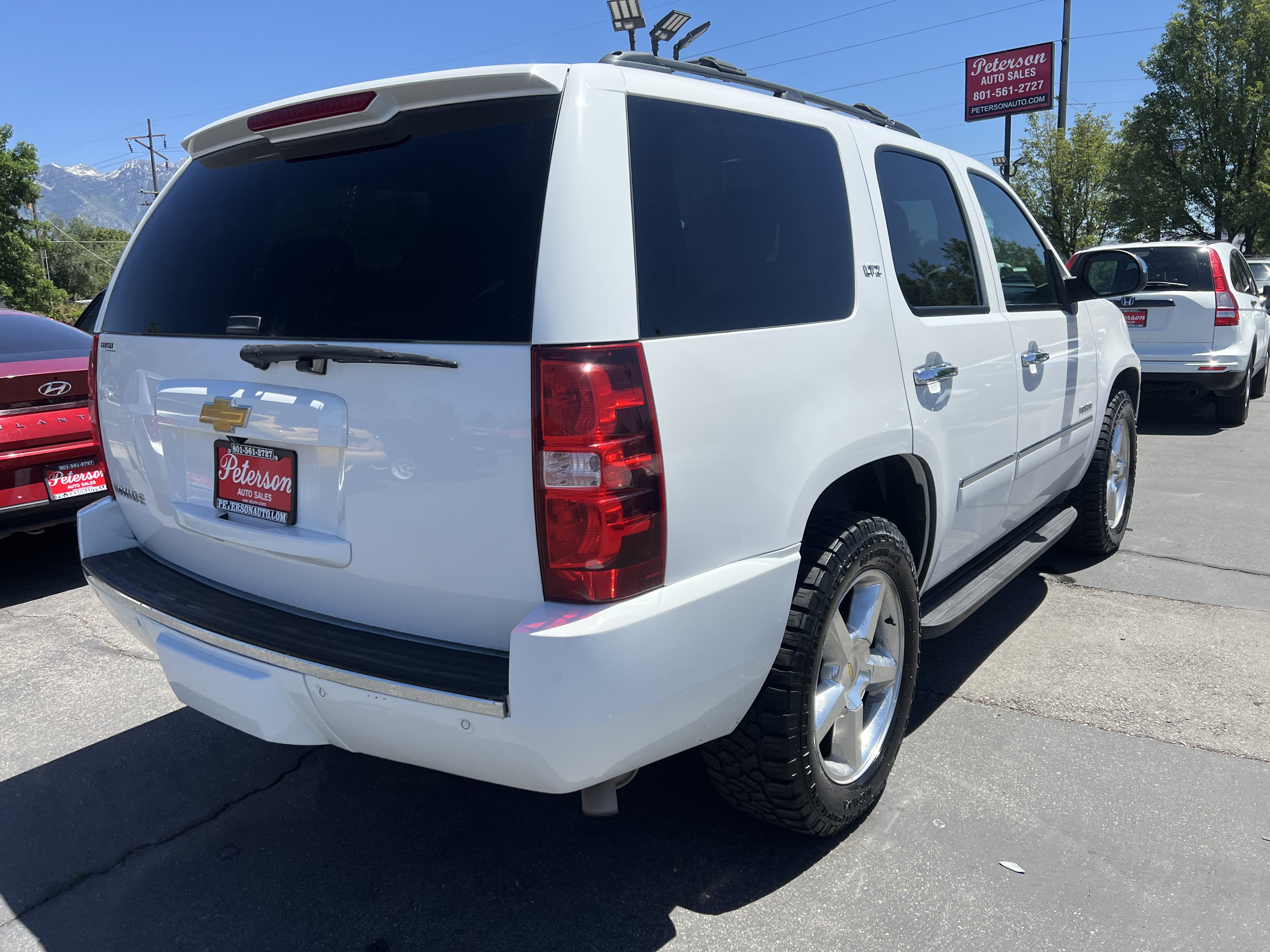 Used 2013 Chevrolet Tahoe LTZ AWD/4WD image 7