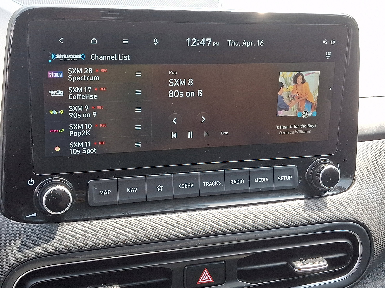 Used 2023 Hyundai Kona Limited image 18