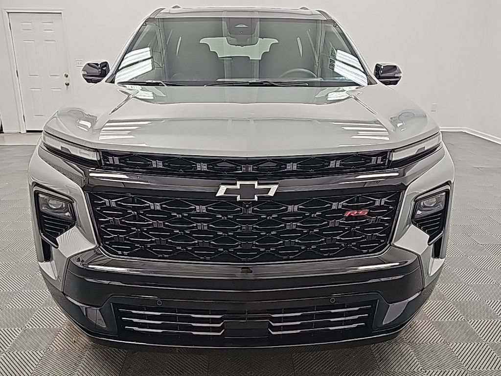 Used 2024 Chevrolet Traverse RS w/ LPO, Floor Liner Package image 3