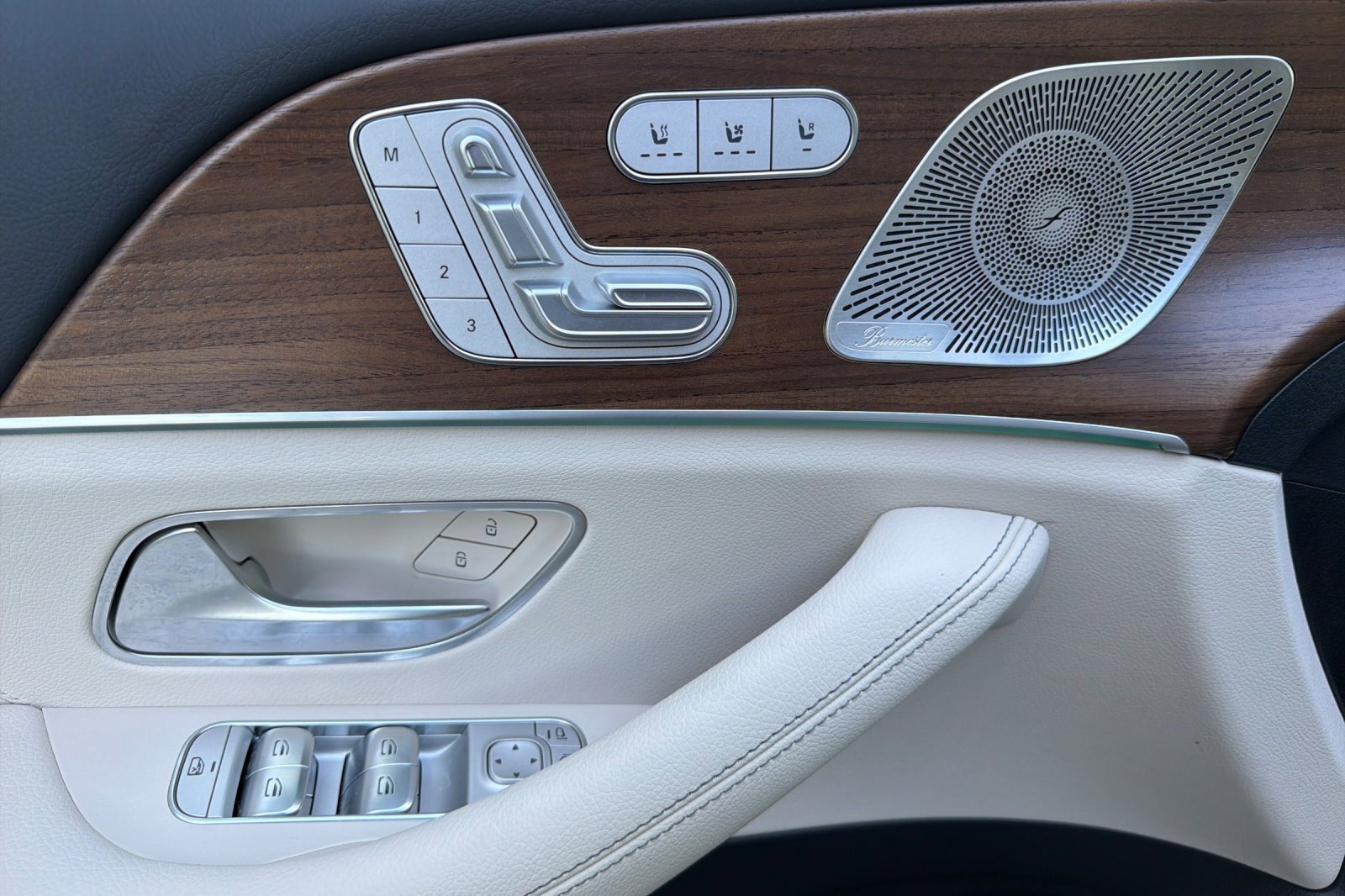 Used 2023 Mercedes-Benz GLE 450 4MATIC image 12