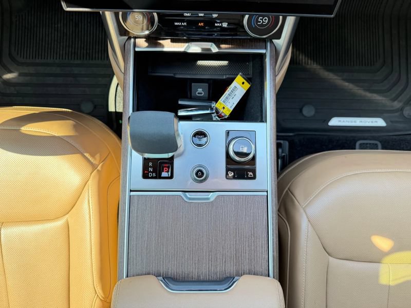 Used 2023 Land Rover Range Rover SE AWD/4WD image 25