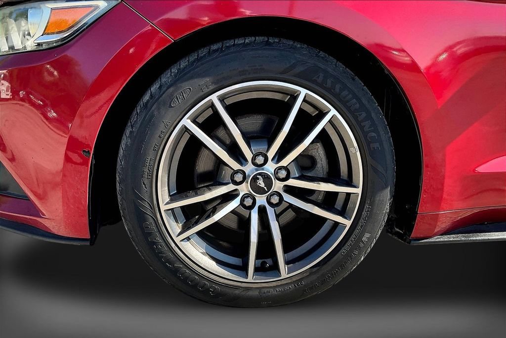 Used 2017 Ford Mustang Premium RWD image 32