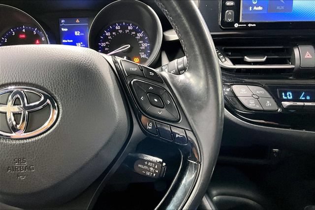 Used 2018 Toyota C-HR XLE FWD image 12