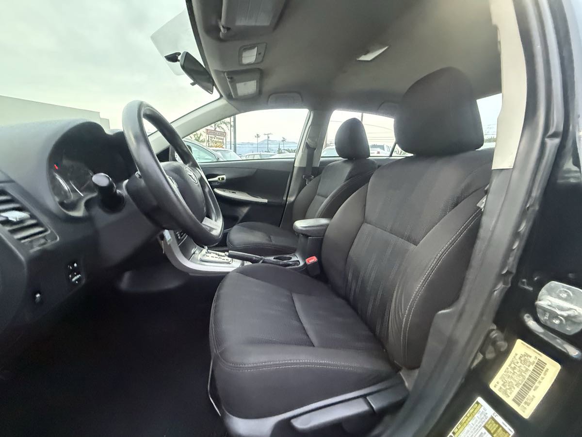 Used 2013 Toyota Corolla S FWD image 8
