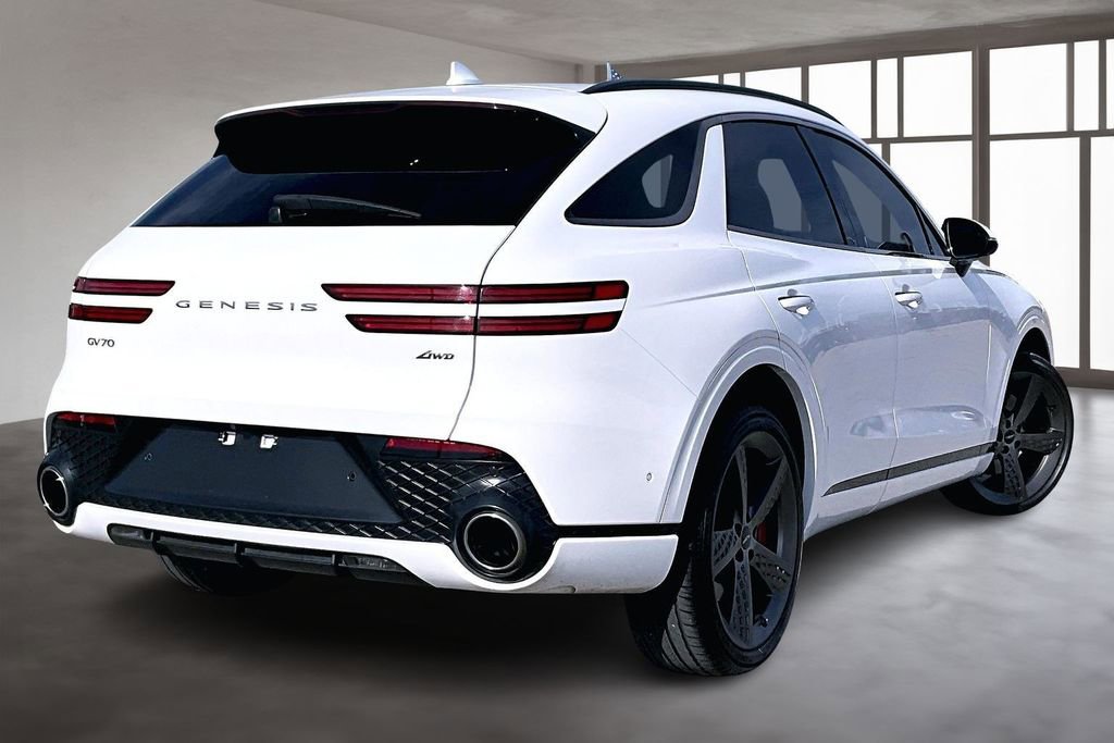 Used 2023 Genesis GV70 2.5T Sport Prestige w/ Sport Prestige Package image 2