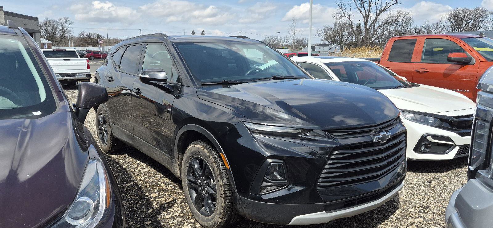 Used 2021 Chevrolet Blazer LT image 2