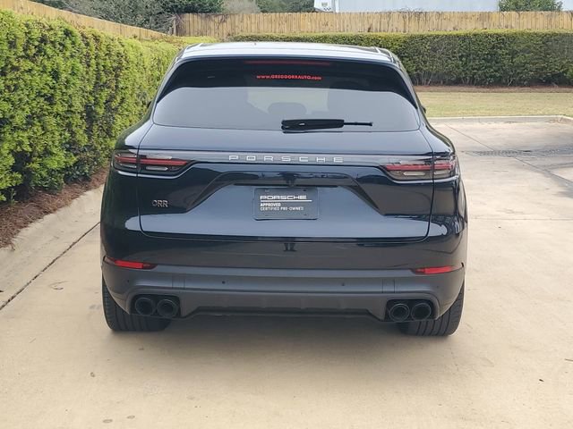 Used 2022 Porsche Cayenne Platinum Edition image 10