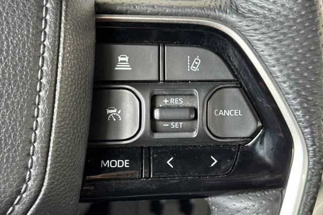 Used 2025 Toyota Tundra Capstone AWD/4WD image 37