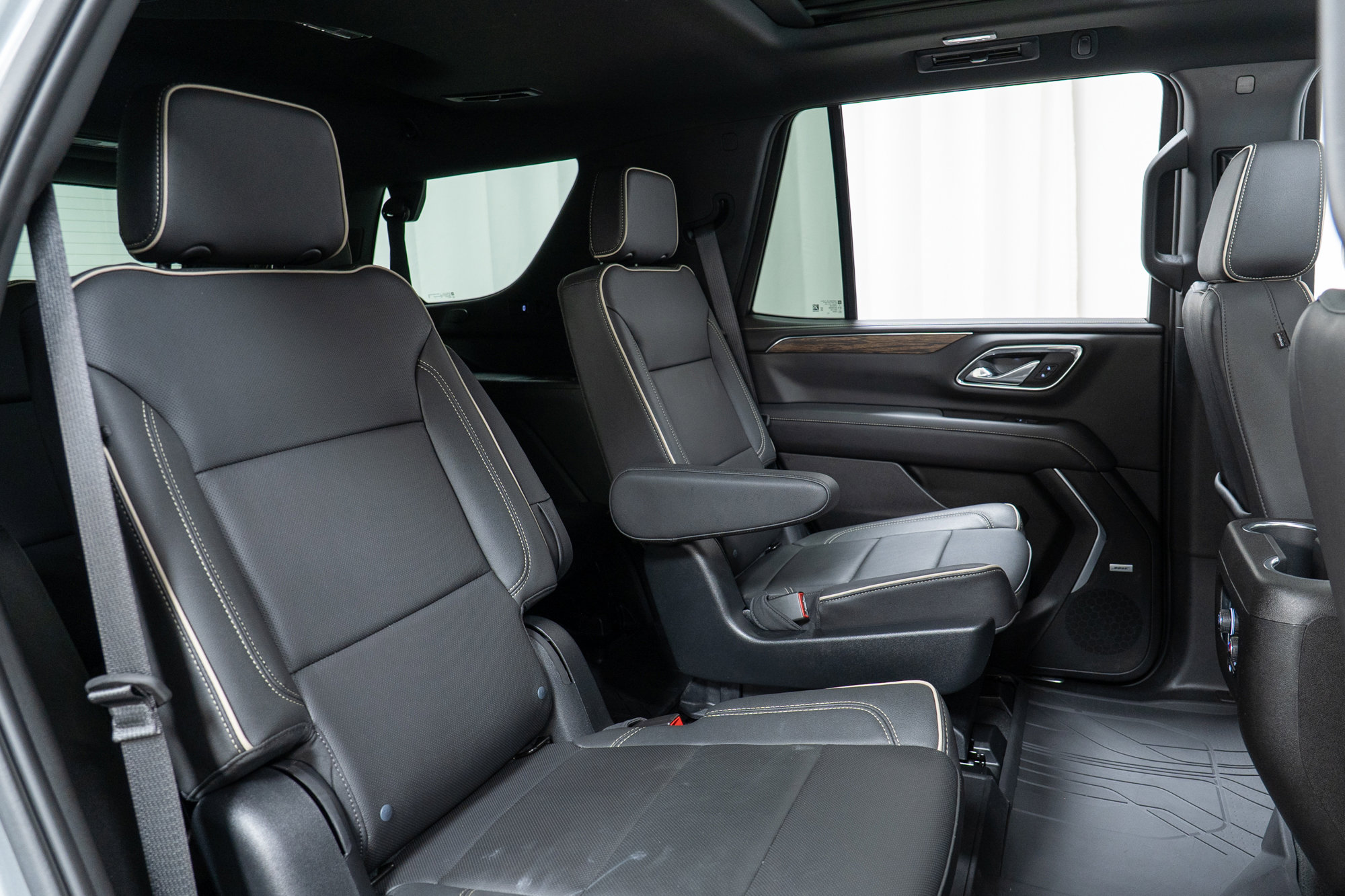 Used 2023 Chevrolet Tahoe Premier w/ Premium Package 2 image 24