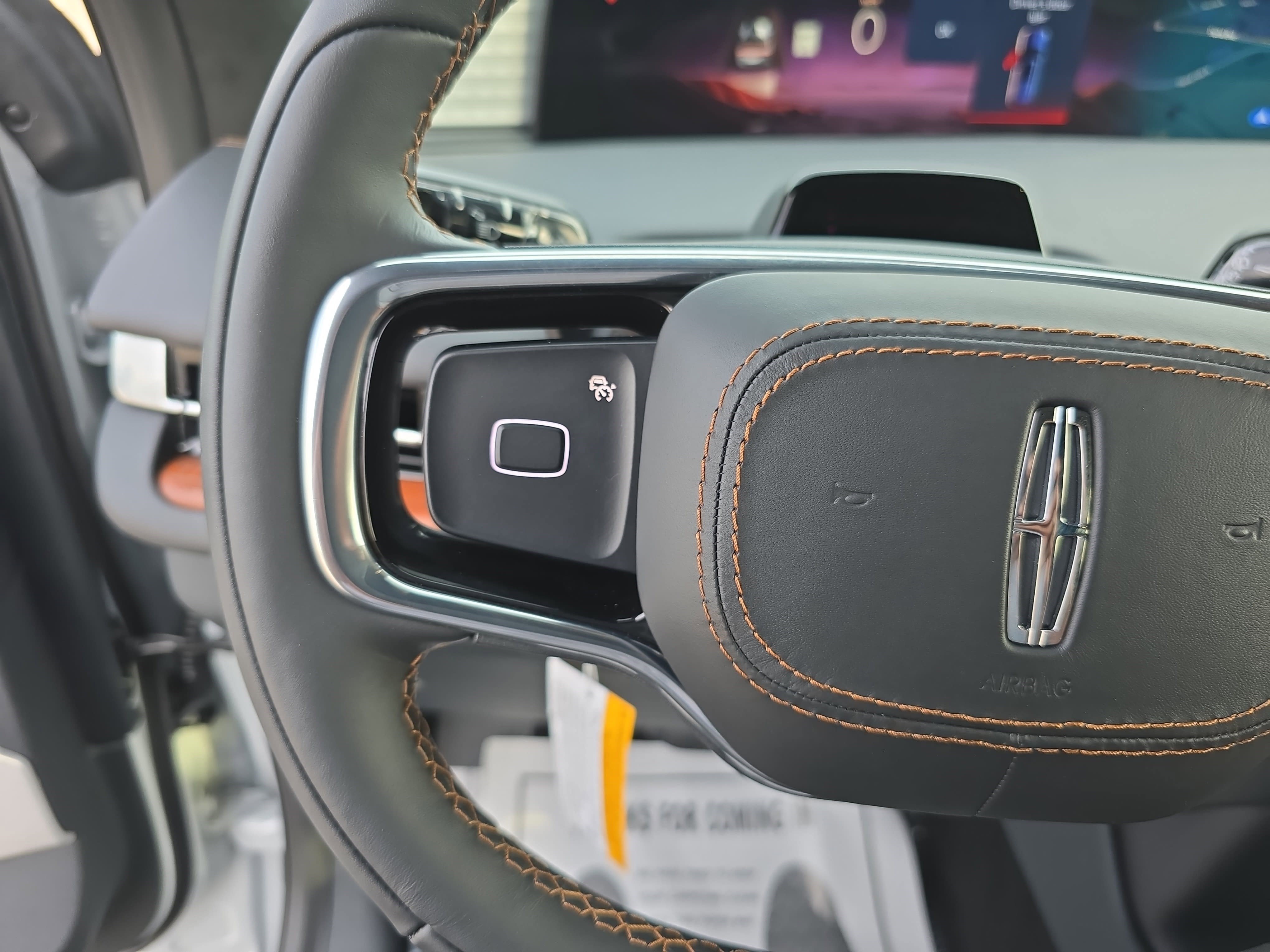 New 2025 Lincoln Navigator Black Label image 16