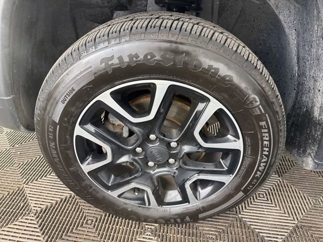 Used 2019 Jeep Compass Trailhawk AWD/4WD image 34