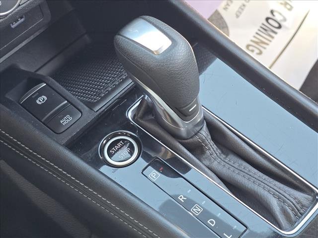 Used 2023 Nissan Kicks SV image 21