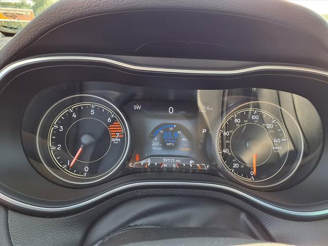 Used 2023 Jeep Cherokee Altitude Lux image 74