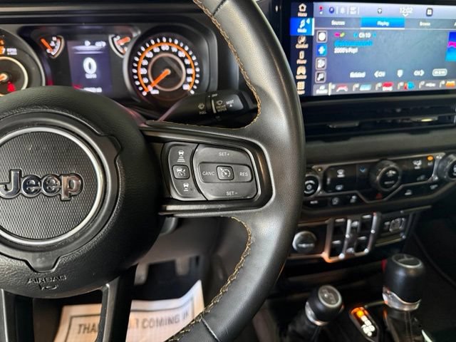 Certified 2024 Jeep Gladiator Sport AWD/4WD image 29