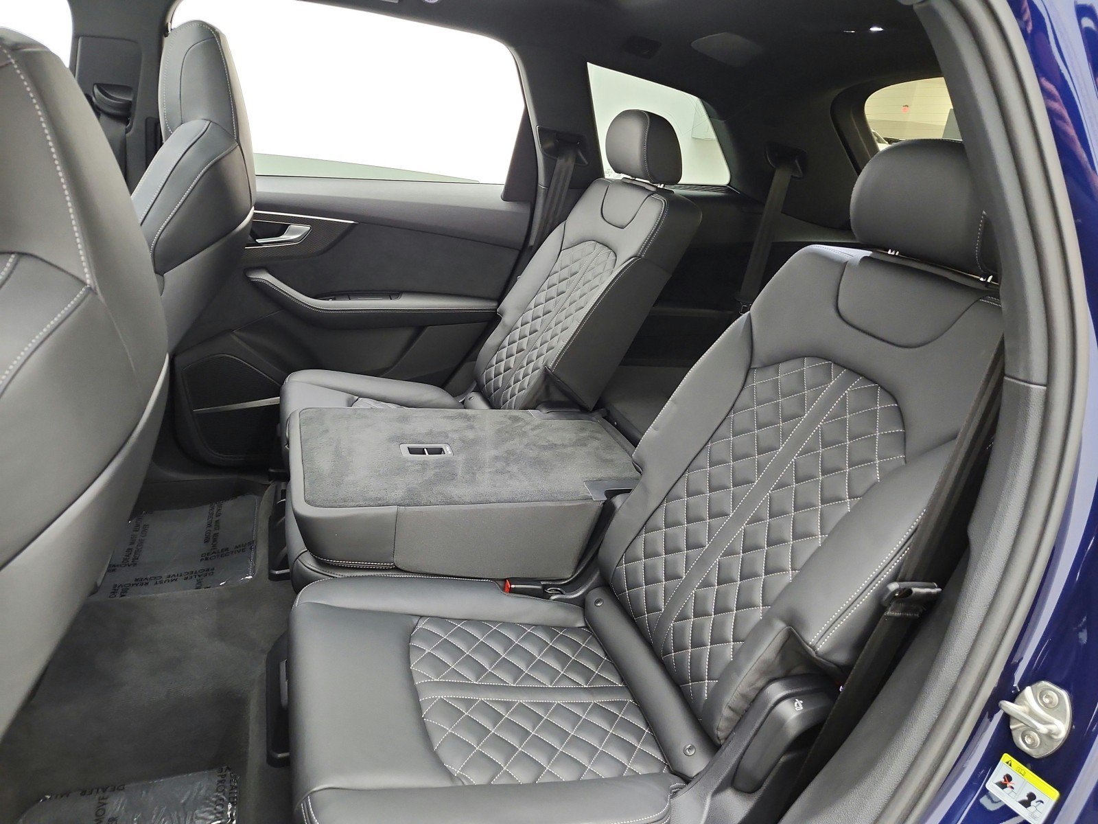 Used 2023 Audi SQ7 Premium Plus AWD/4WD image 15
