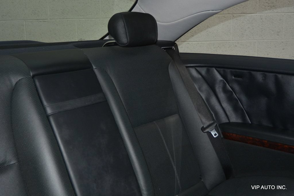 Used 2010 Mercedes-Benz CL 550 4MATIC image 19