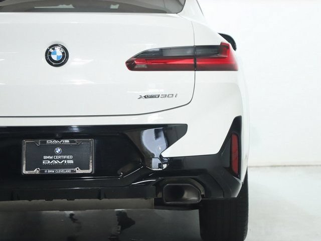 Used 2024 BMW X4 xDrive30i w/ Premium Package AWD/4WD image 52