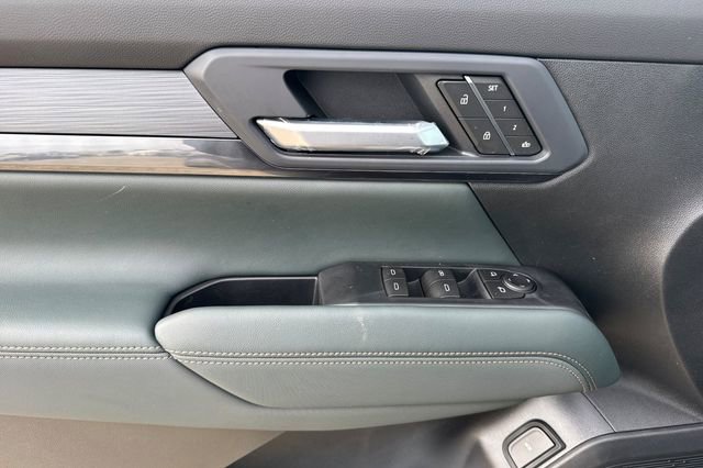 New 2026 GMC Terrain AT4 w/ Convenience Package III image 11